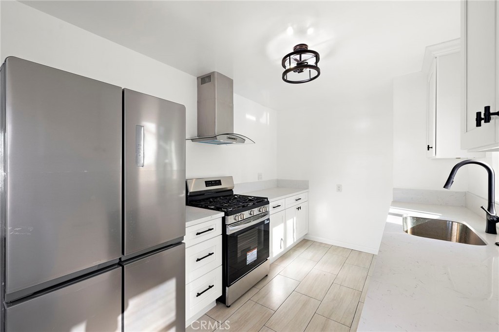 364 East 18th Street