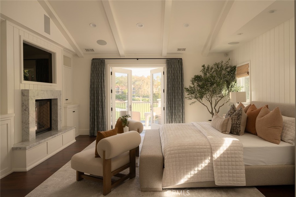 2 Royal Saint George Road