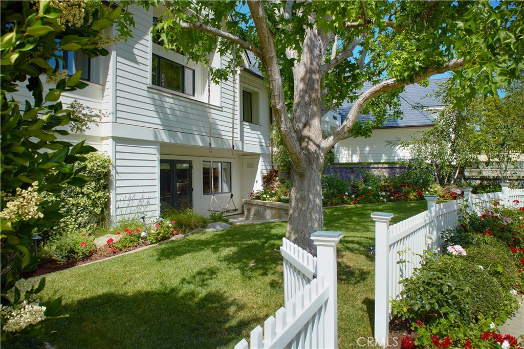 2 Royal Saint George Road