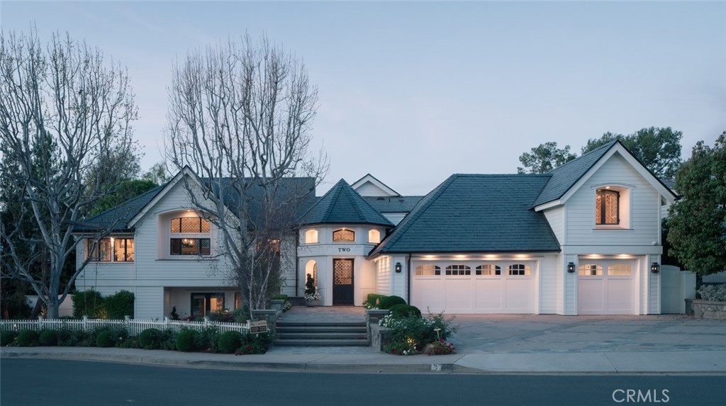 2 Royal Saint George Road