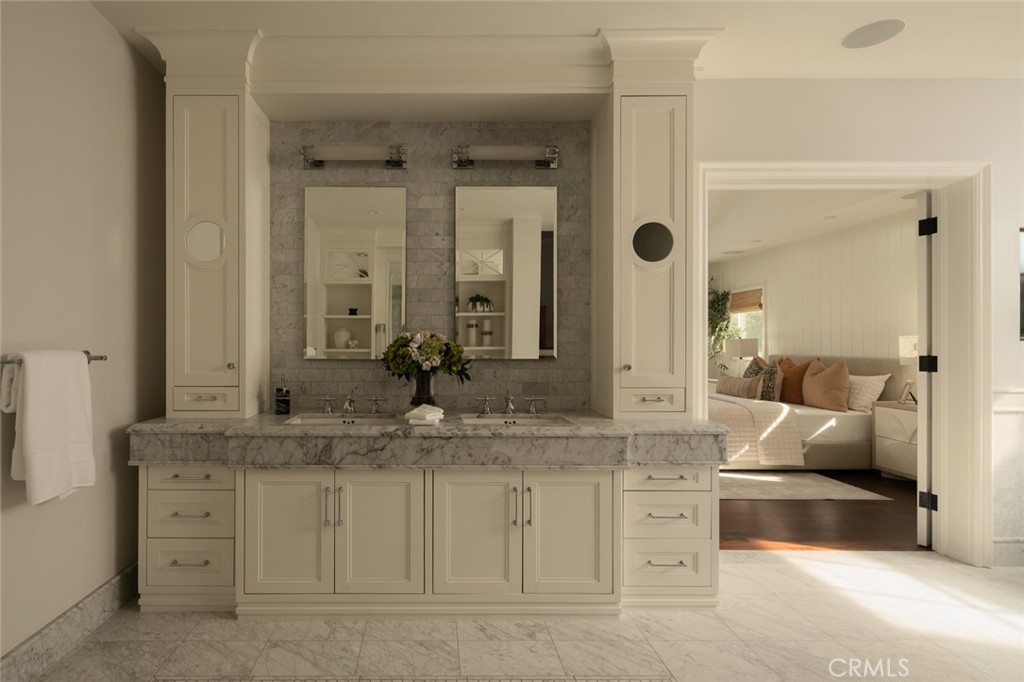 2 Royal Saint George Road