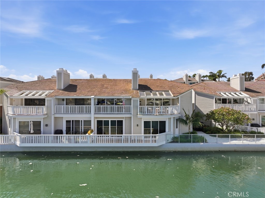 981 Bayside Cove 405