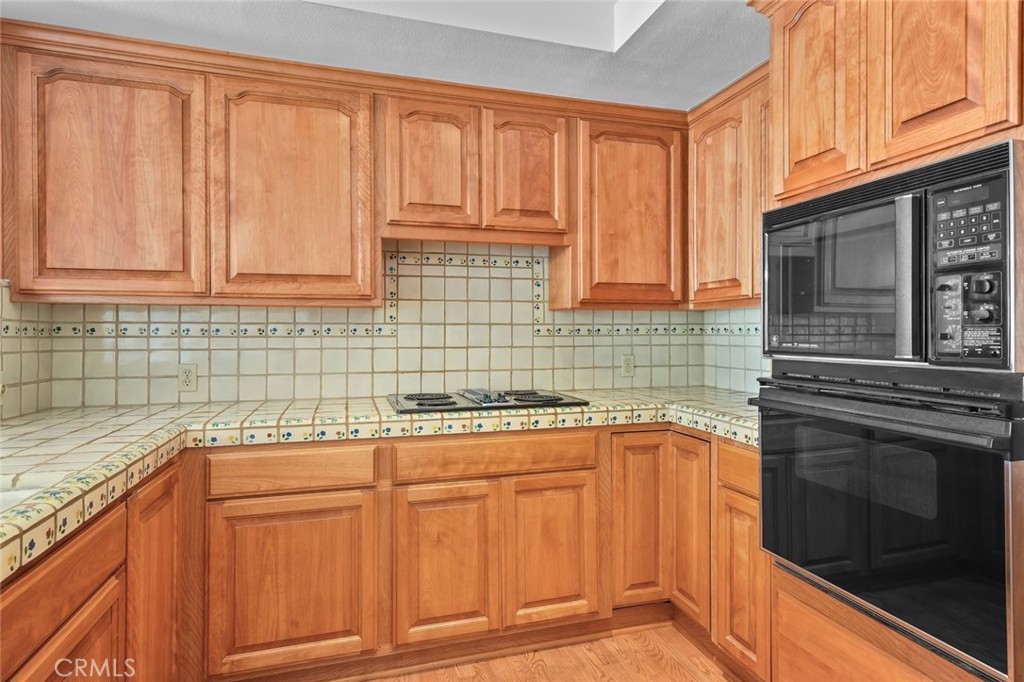 981 Bayside Cove 405