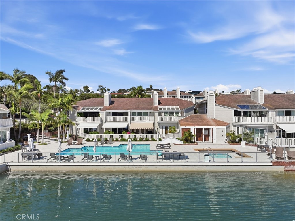 981 Bayside Cove 405