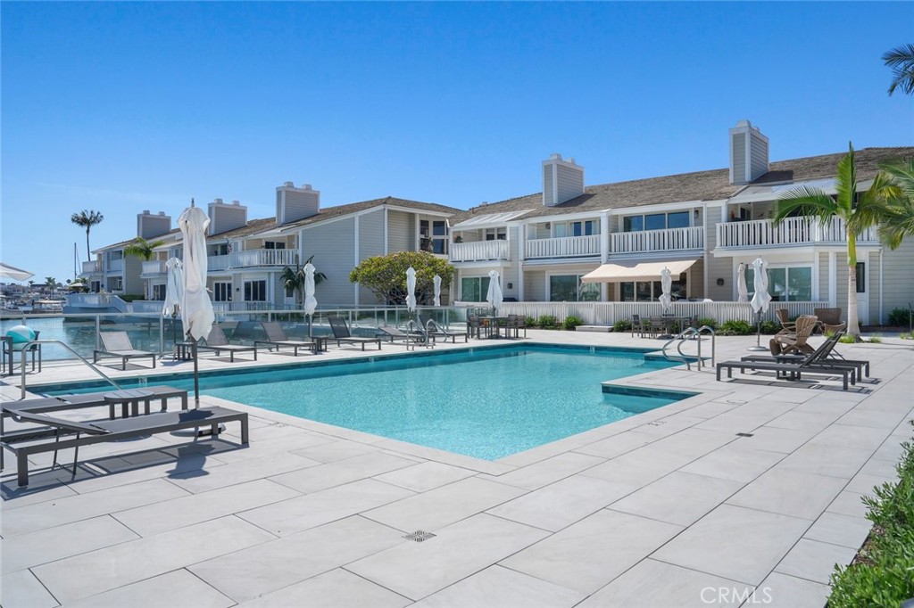 981 Bayside Cove 405