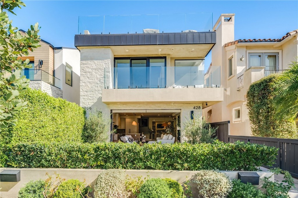 428 Fernleaf Avenue