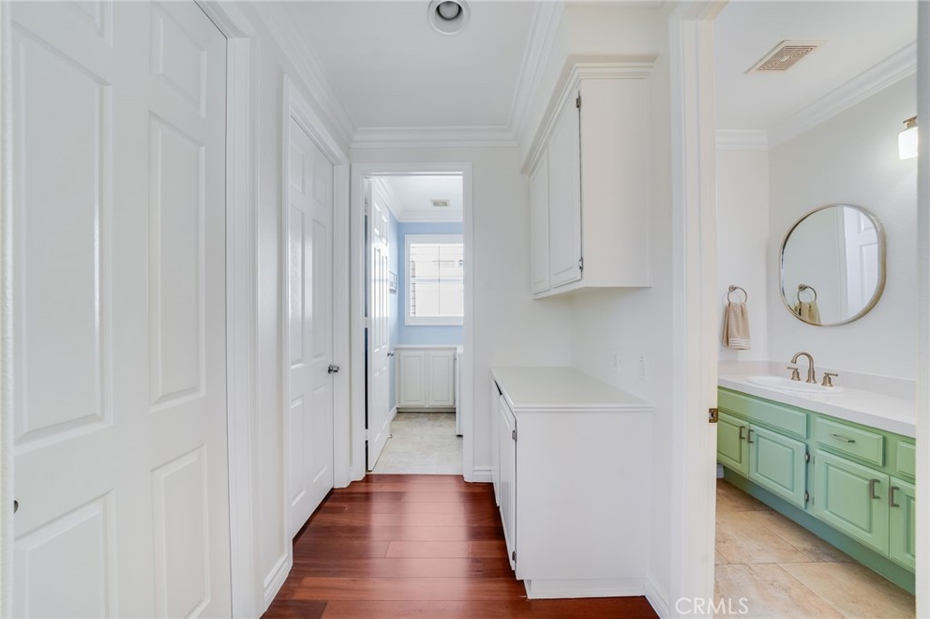 7124 Forest Glen Drive