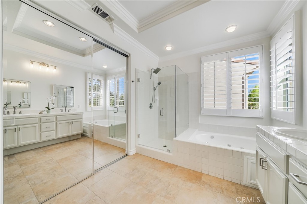 7124 Forest Glen Drive