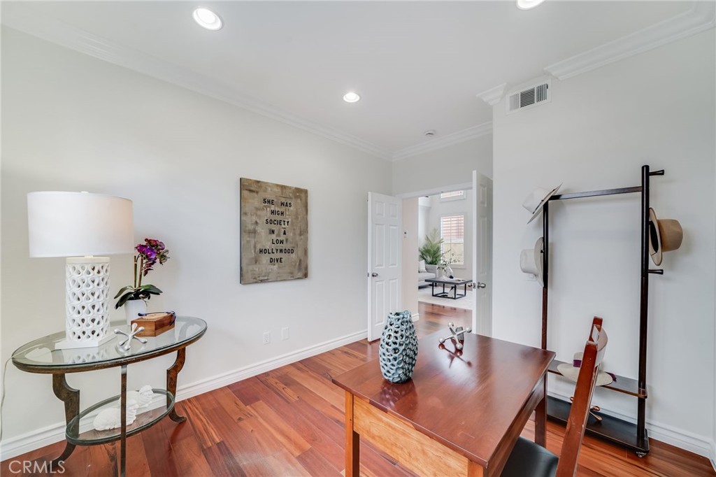7124 Forest Glen Drive