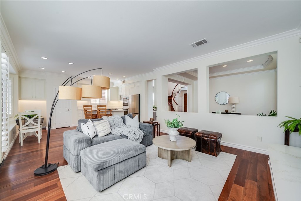 7124 Forest Glen Drive