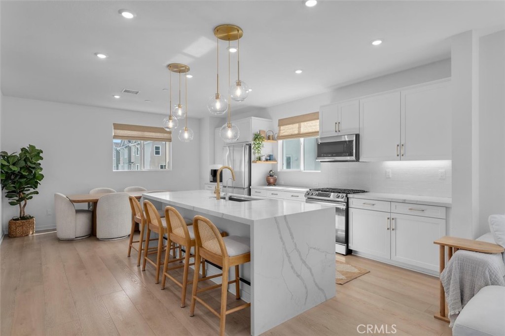 32053 Paseo Vienta