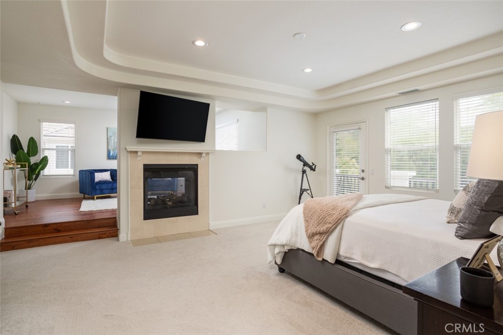 8 Hubbard Way