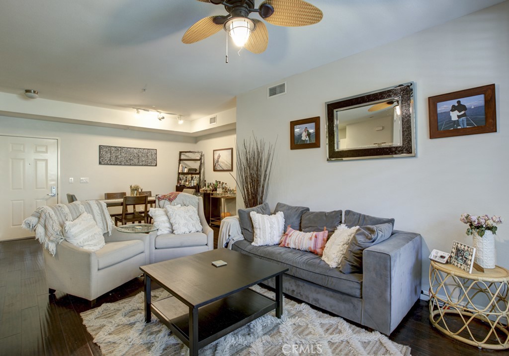 1801 E Katella Avenue 1048