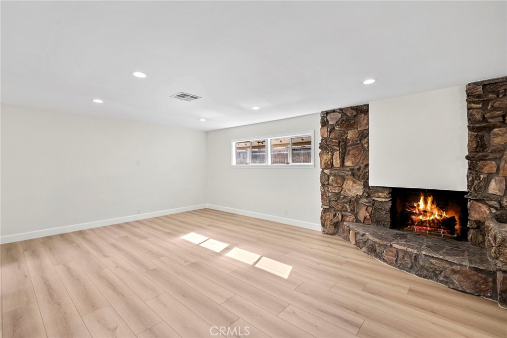 9351 Leilani Dr