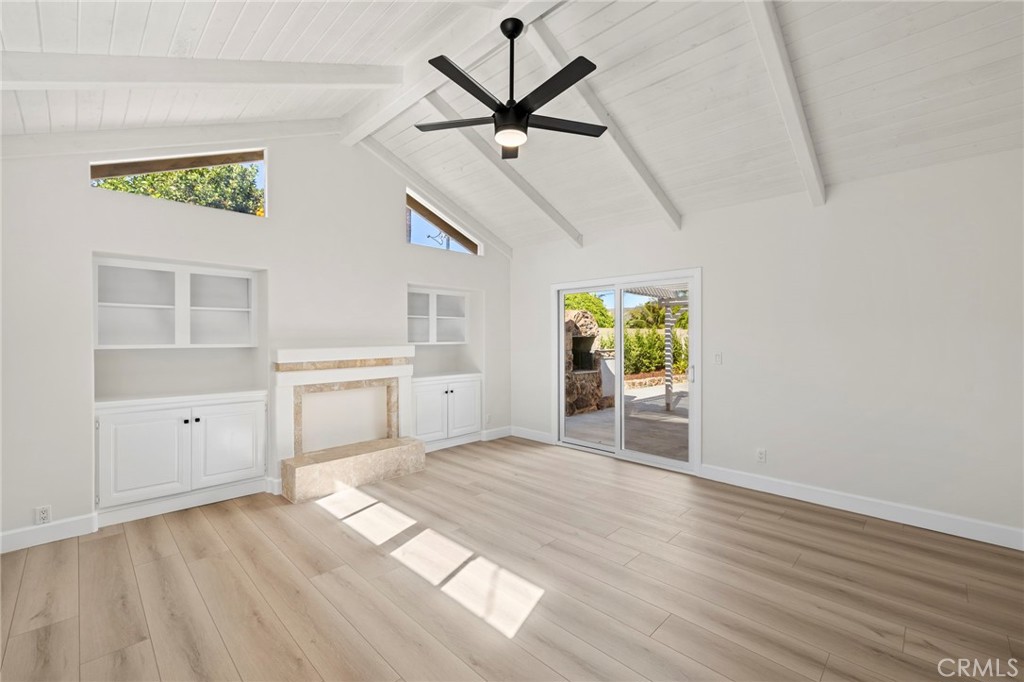 9351 Leilani Dr