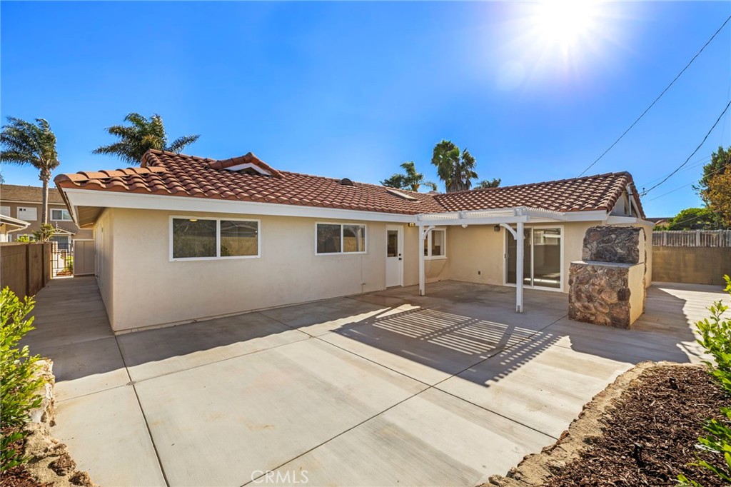 9351 Leilani Dr
