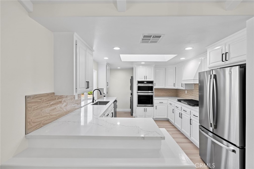 9351 Leilani Dr