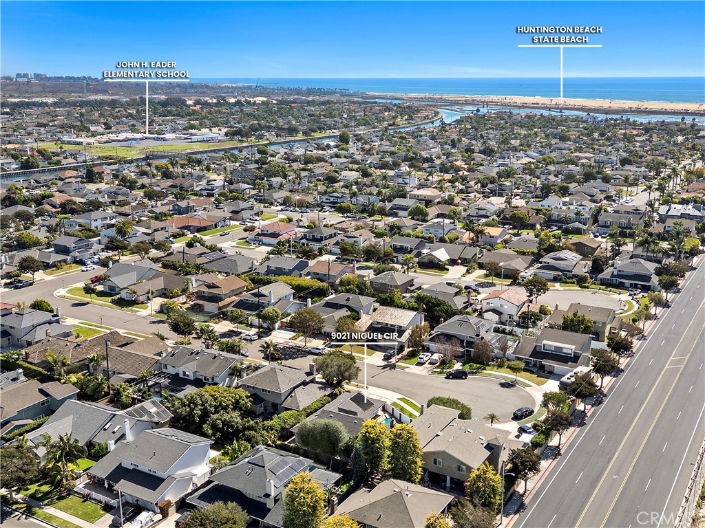 9021 Niguel Circle