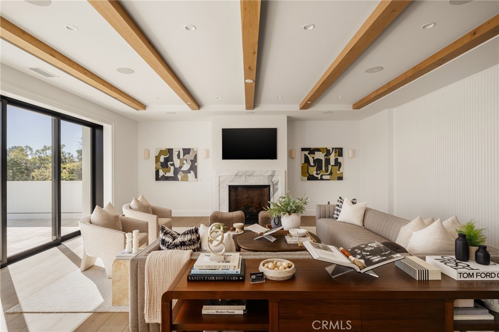 702 Saint James Place