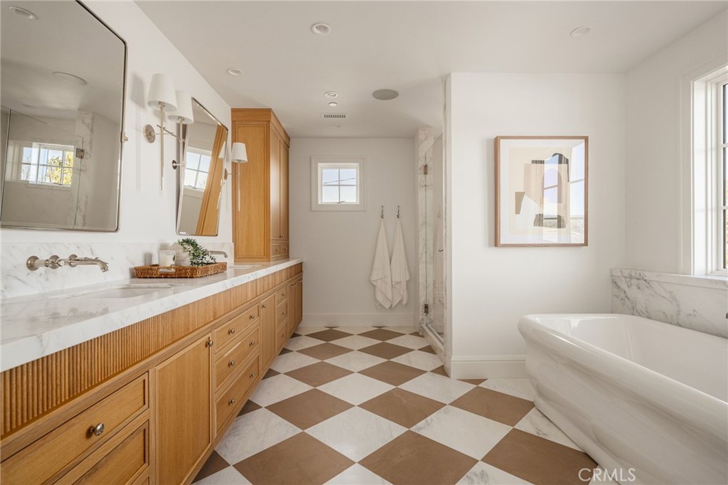 702 Saint James Place