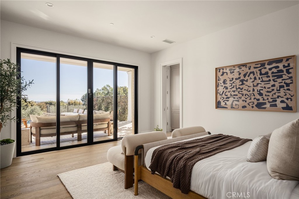 702 Saint James Place