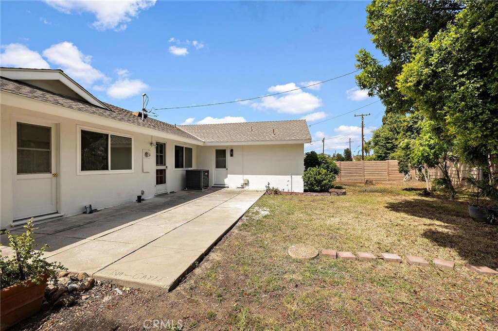 641 E Lomita Avenue
