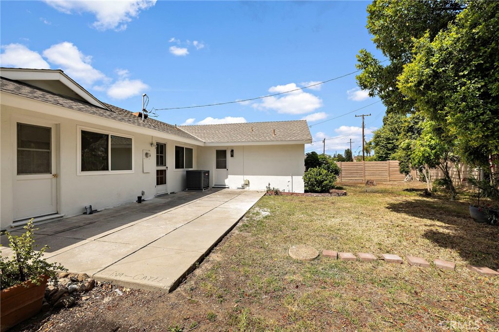 641 E Lomita Avenue