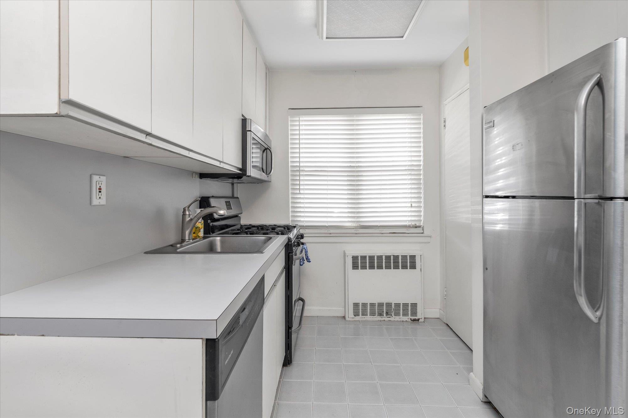 415 Merrick Road Unit: 1L