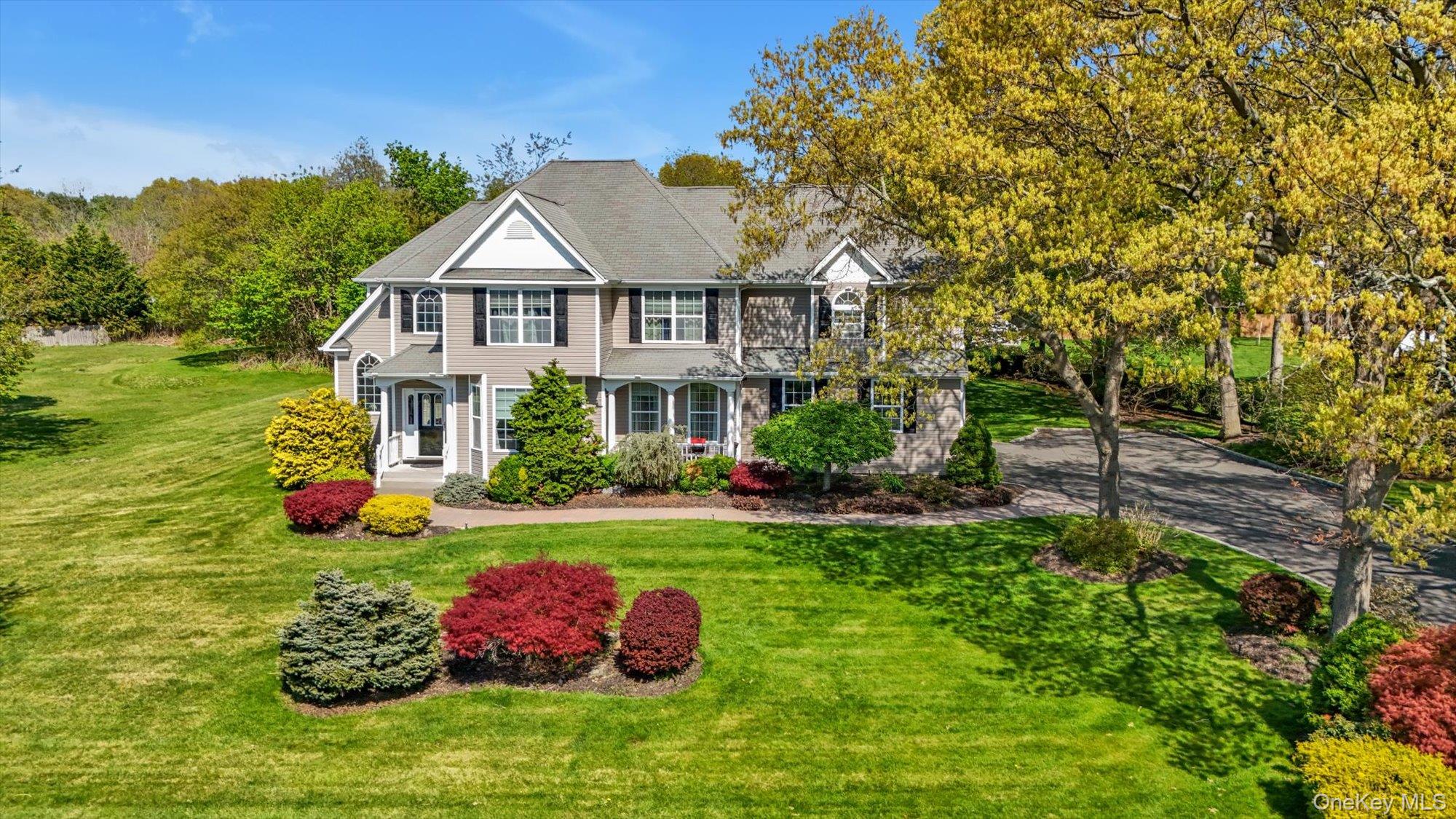 9 Paddock Lane