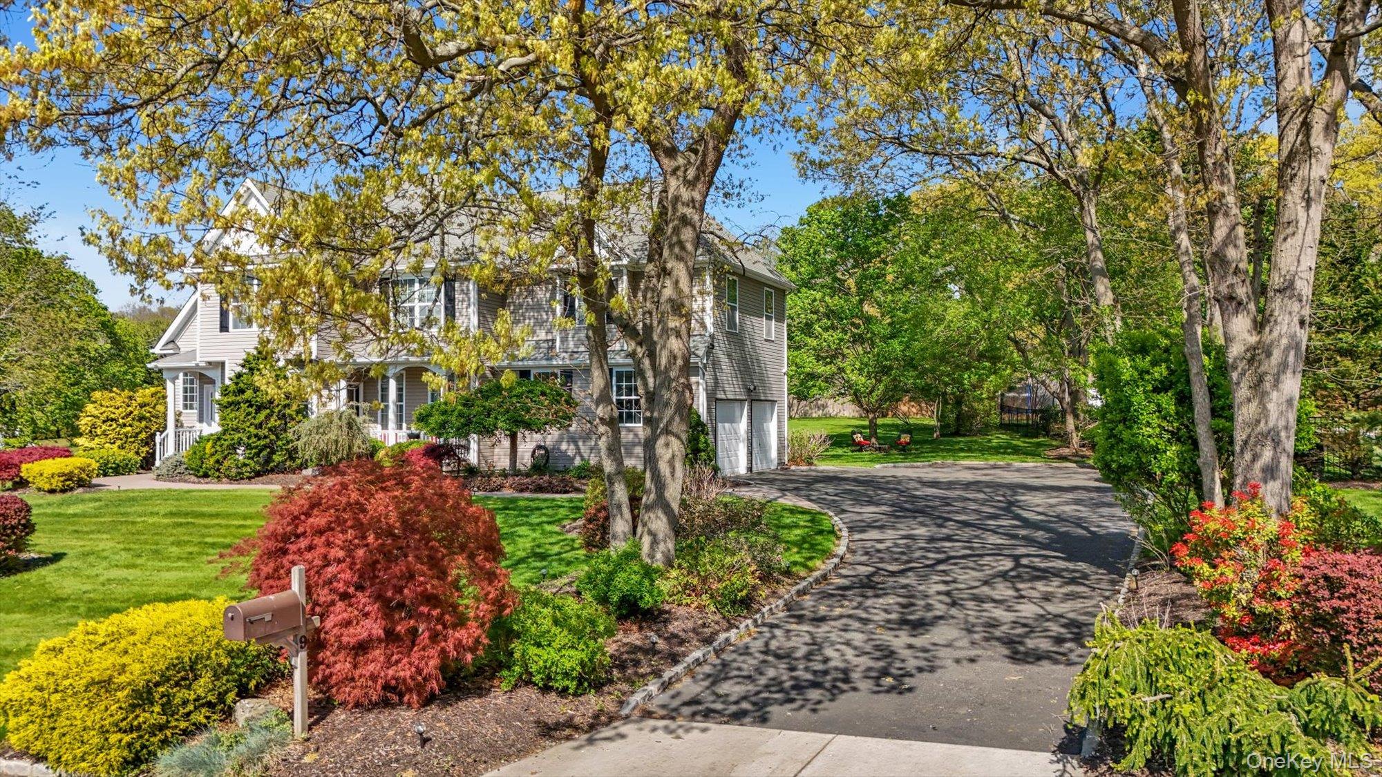 9 Paddock Lane