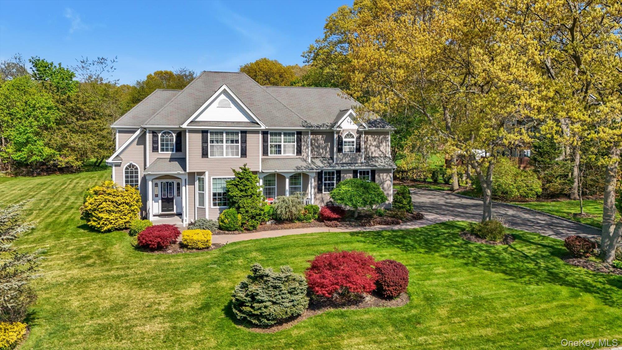 9 Paddock Lane