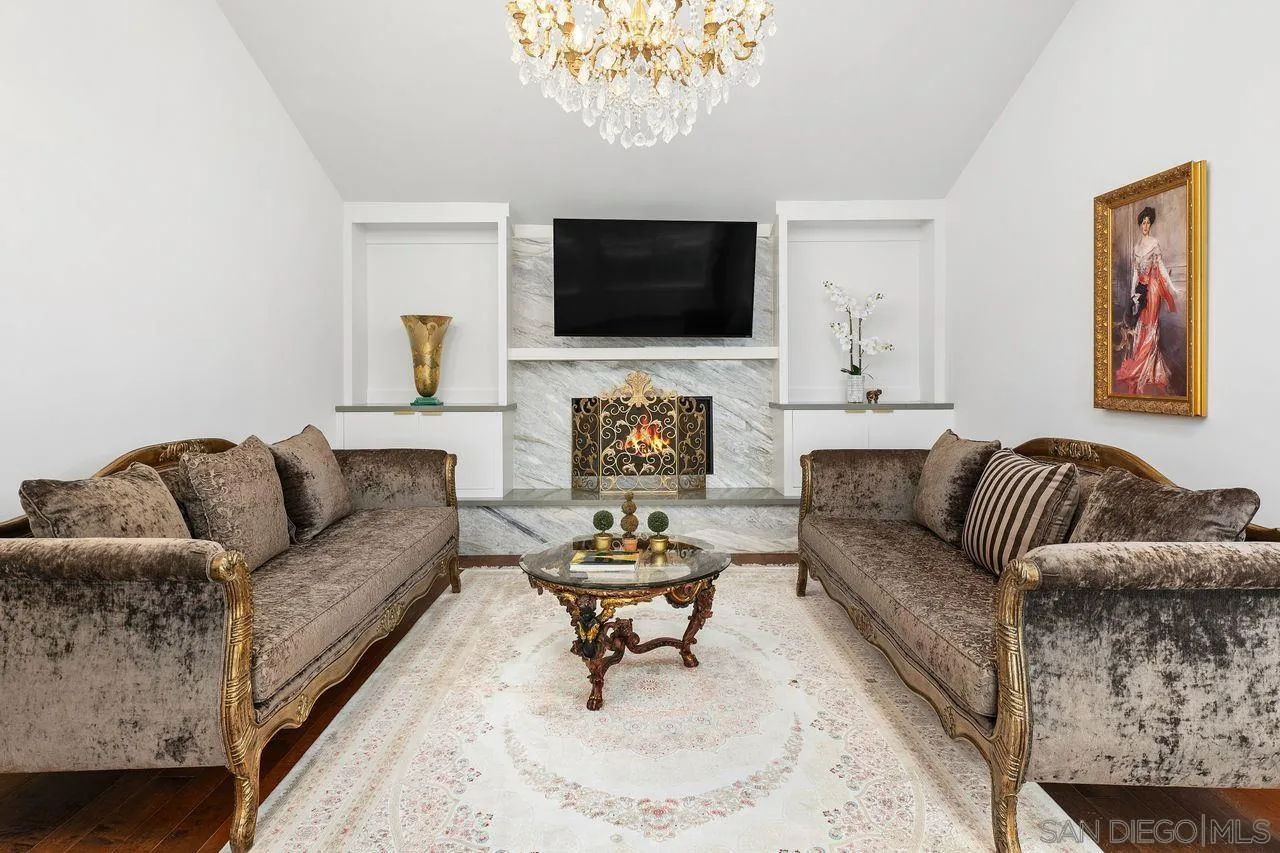 7901 Avenida Kirjah