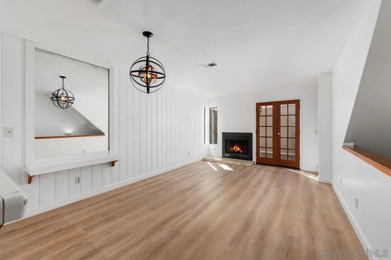 9250 Towne Centre Drive Unit 6