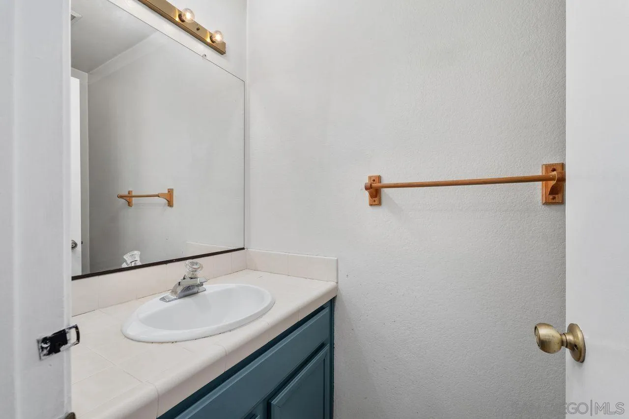 9250 Towne Centre Drive Unit 6