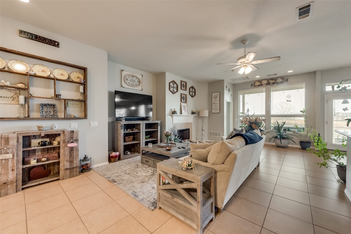2829 Thorncreek Lane