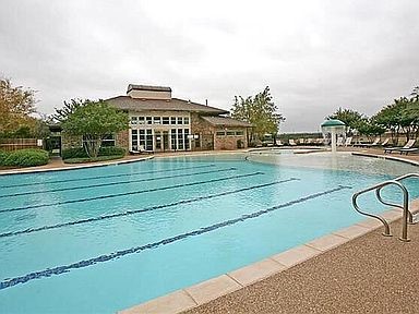 2829 Thorncreek Lane