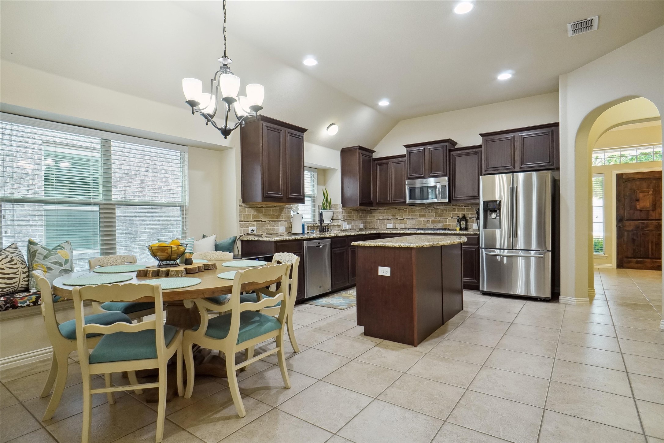 1225 Realoaks Drive