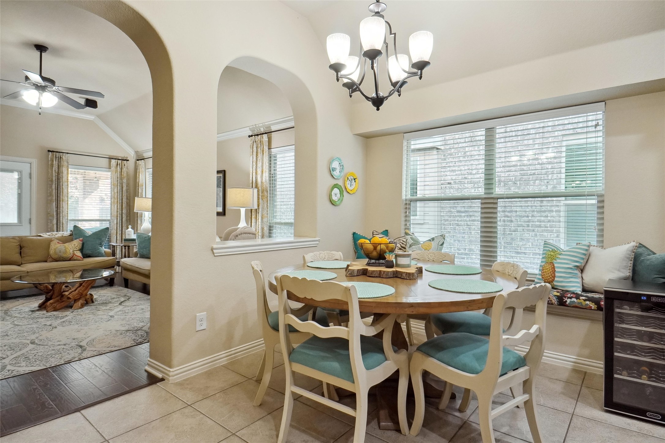 1225 Realoaks Drive