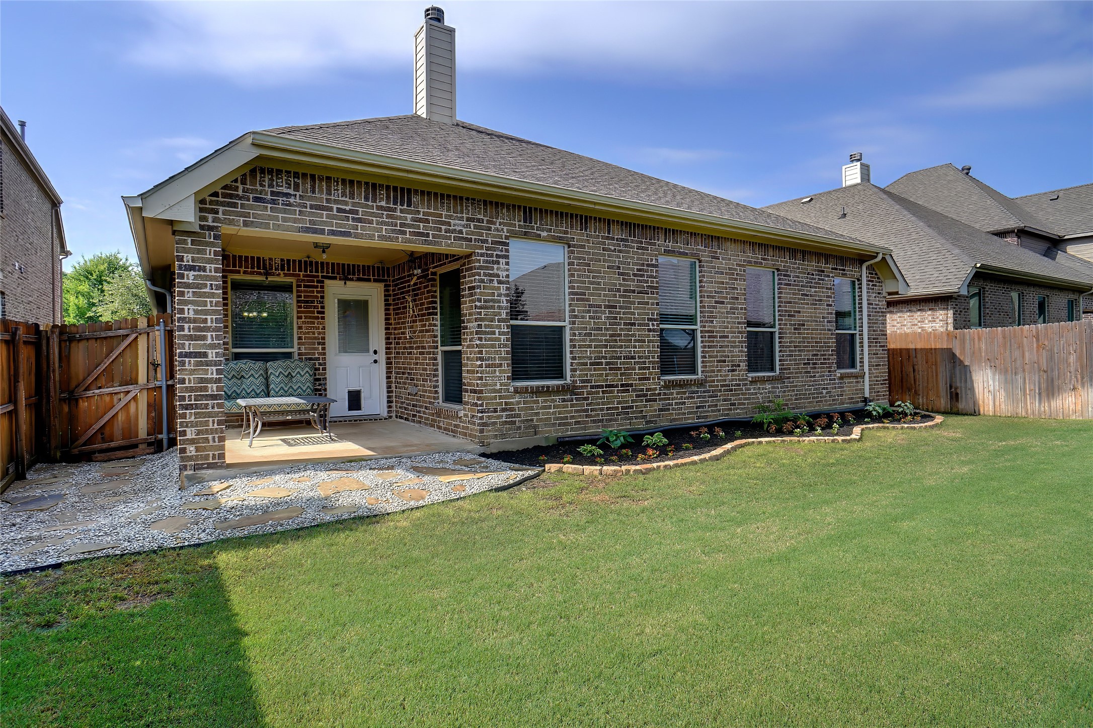 1225 Realoaks Drive