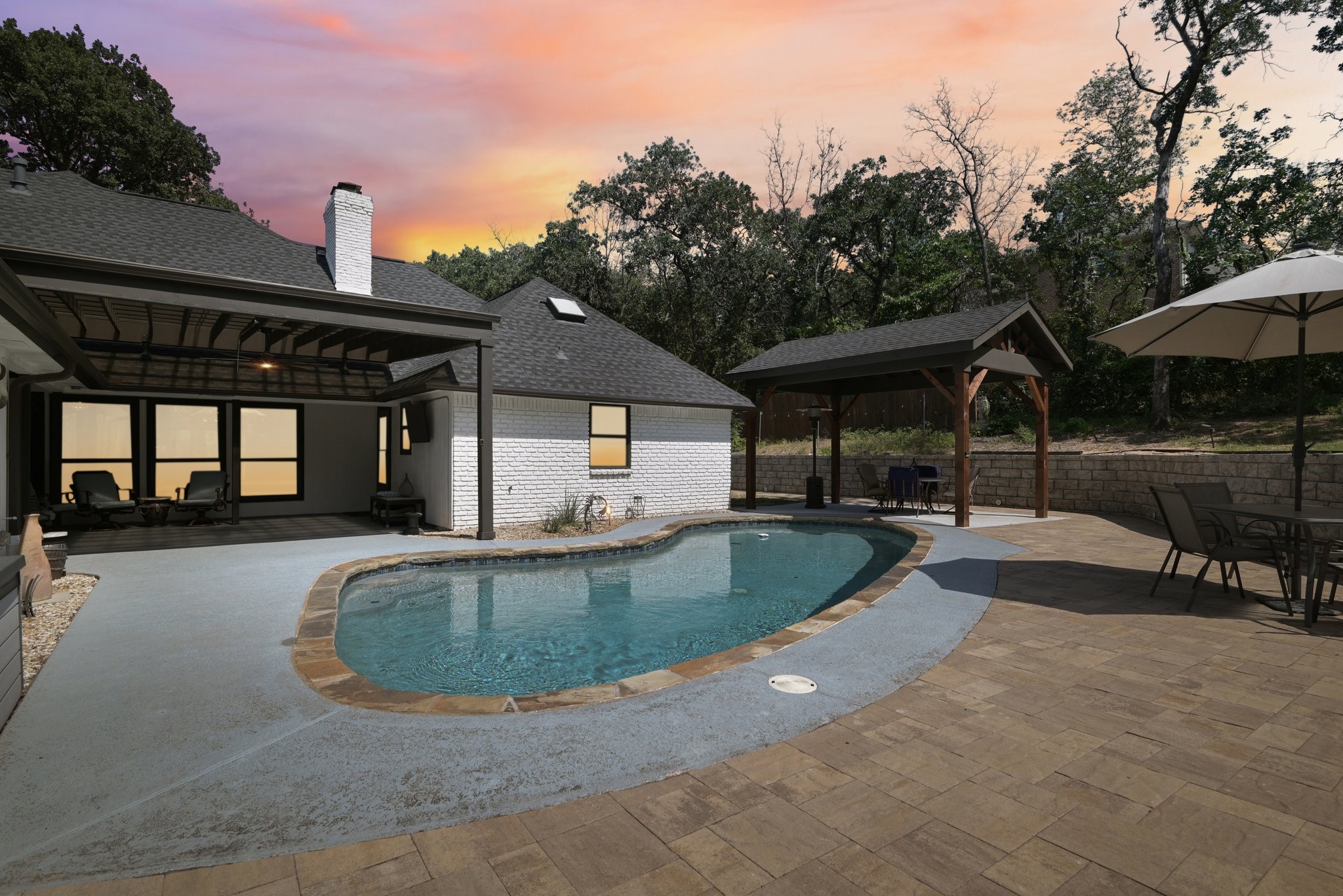 1510 N Pearson Lane