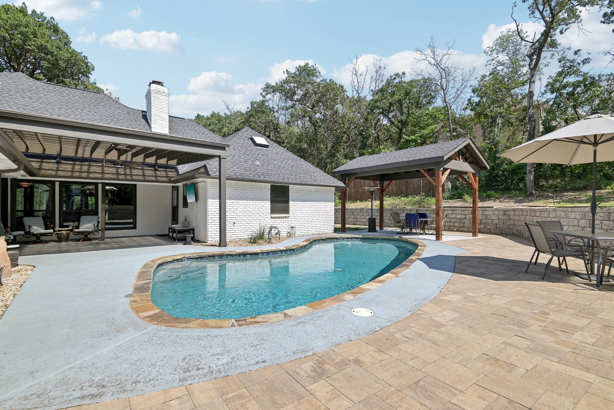 1510 N Pearson Lane