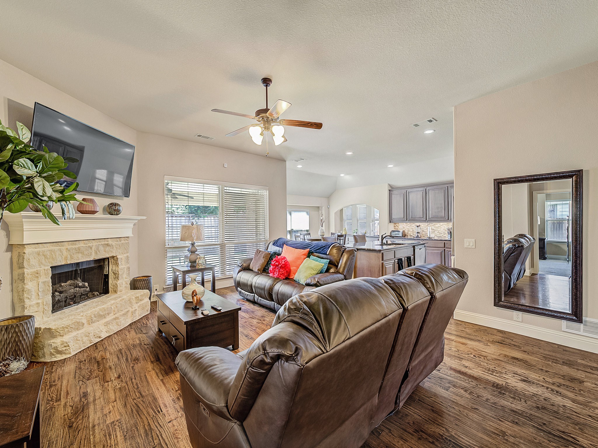 4306 Carnation Lane