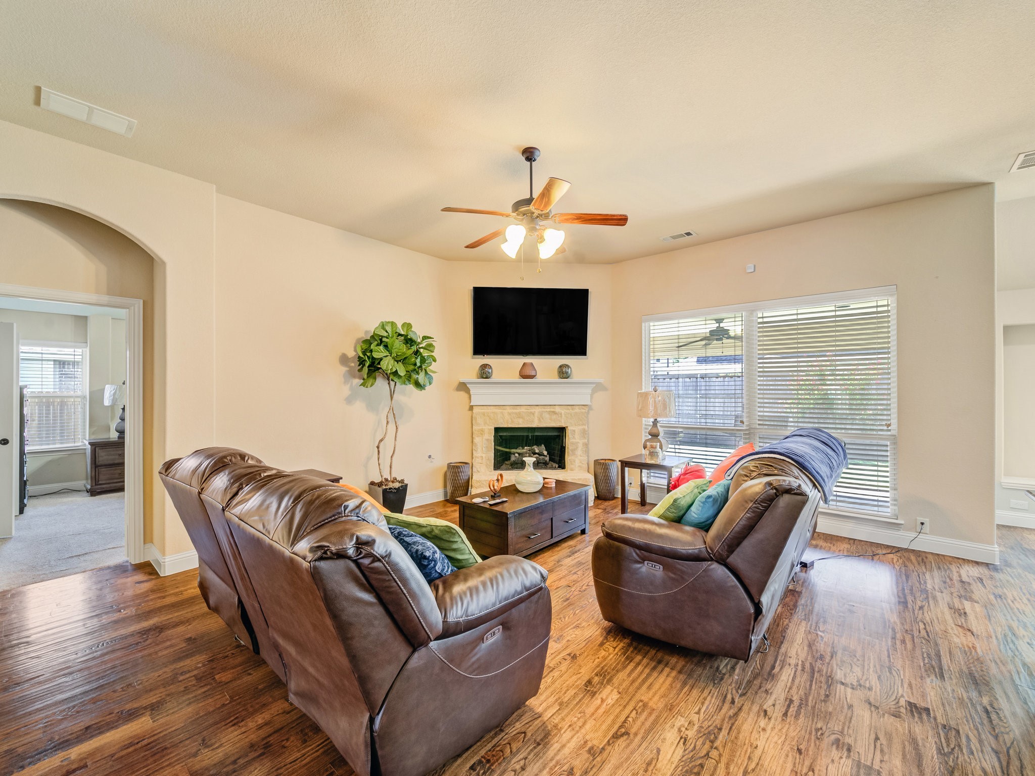 4306 Carnation Lane