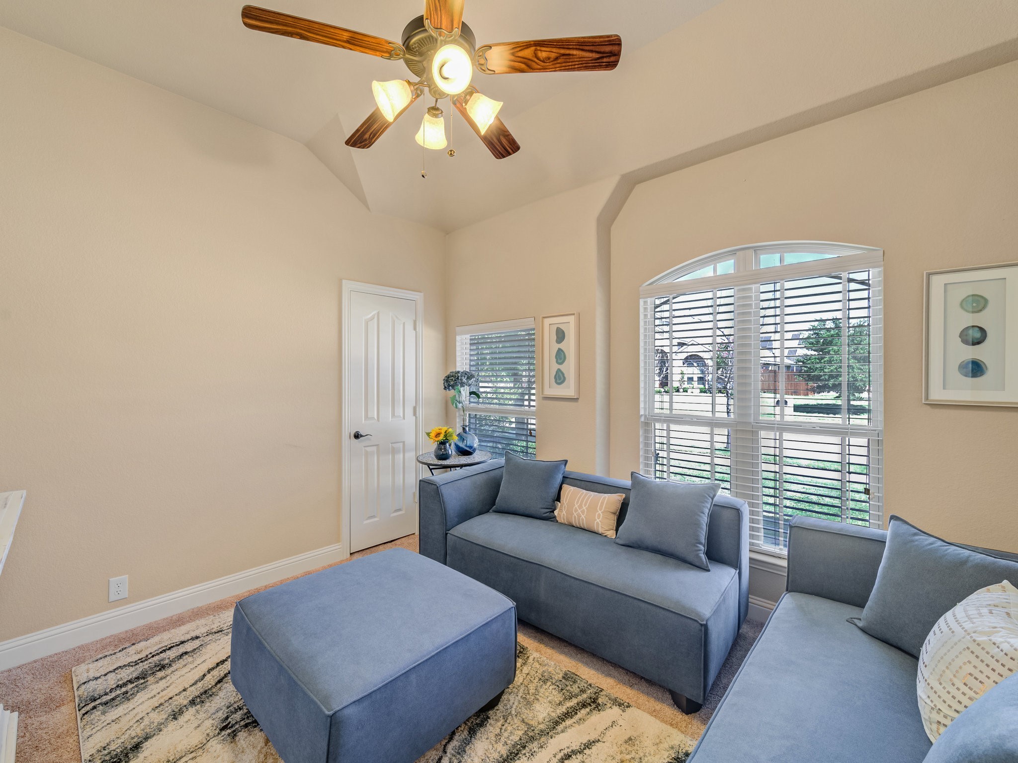 4306 Carnation Lane