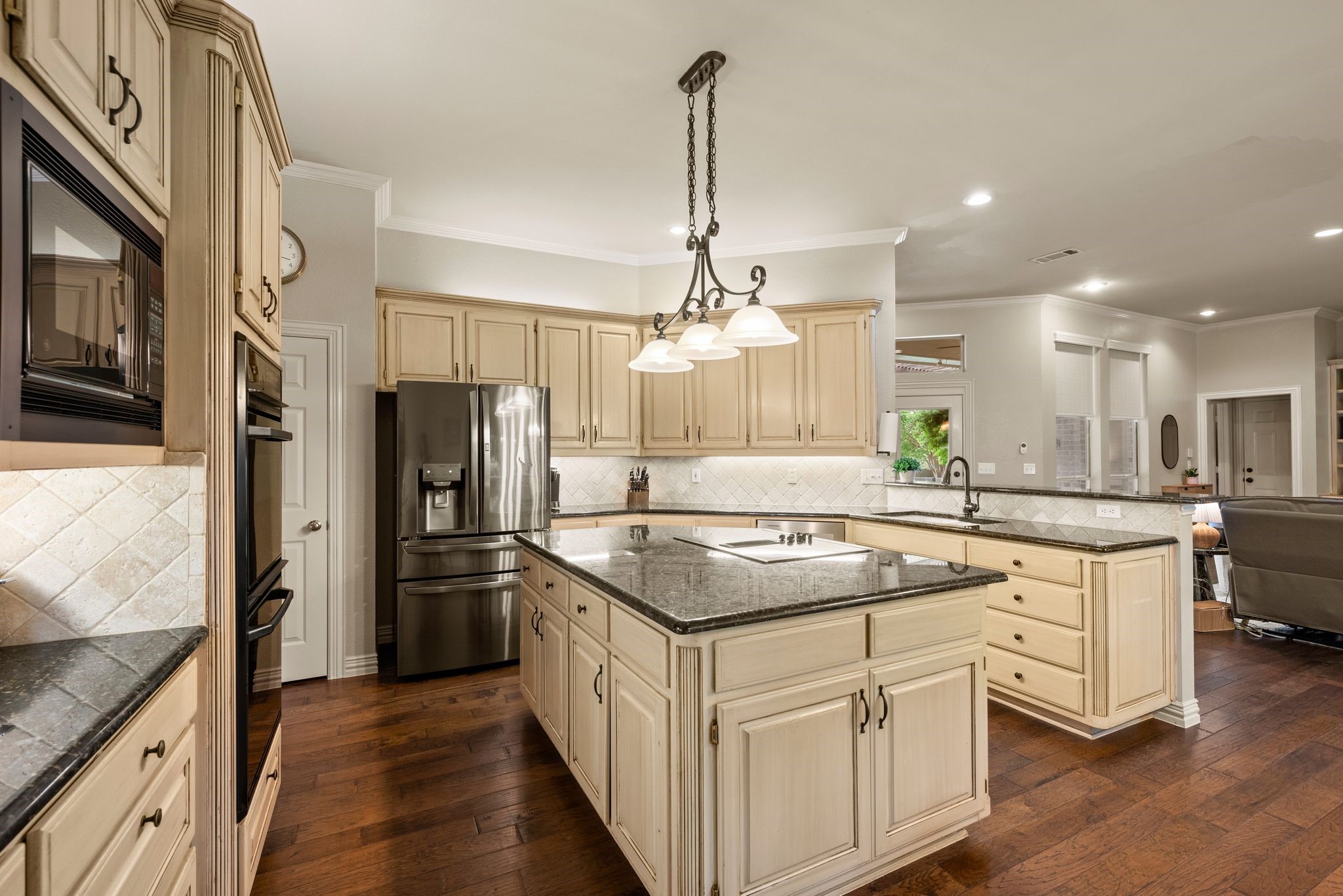 941 Canterbury Lane