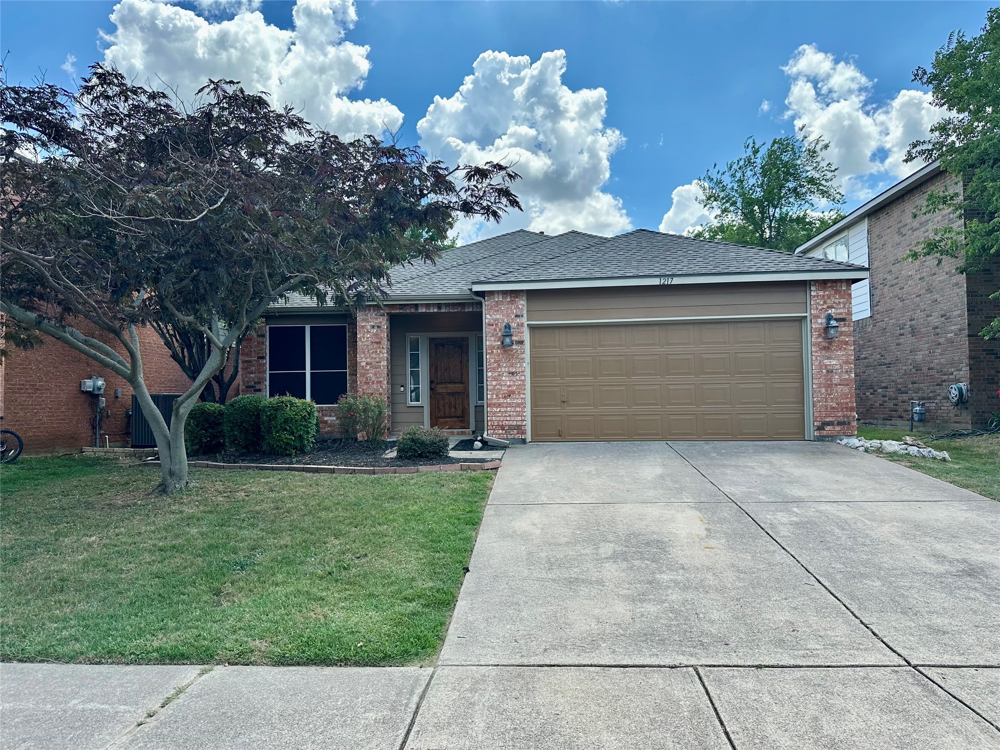 1217 Pine Ridge Road