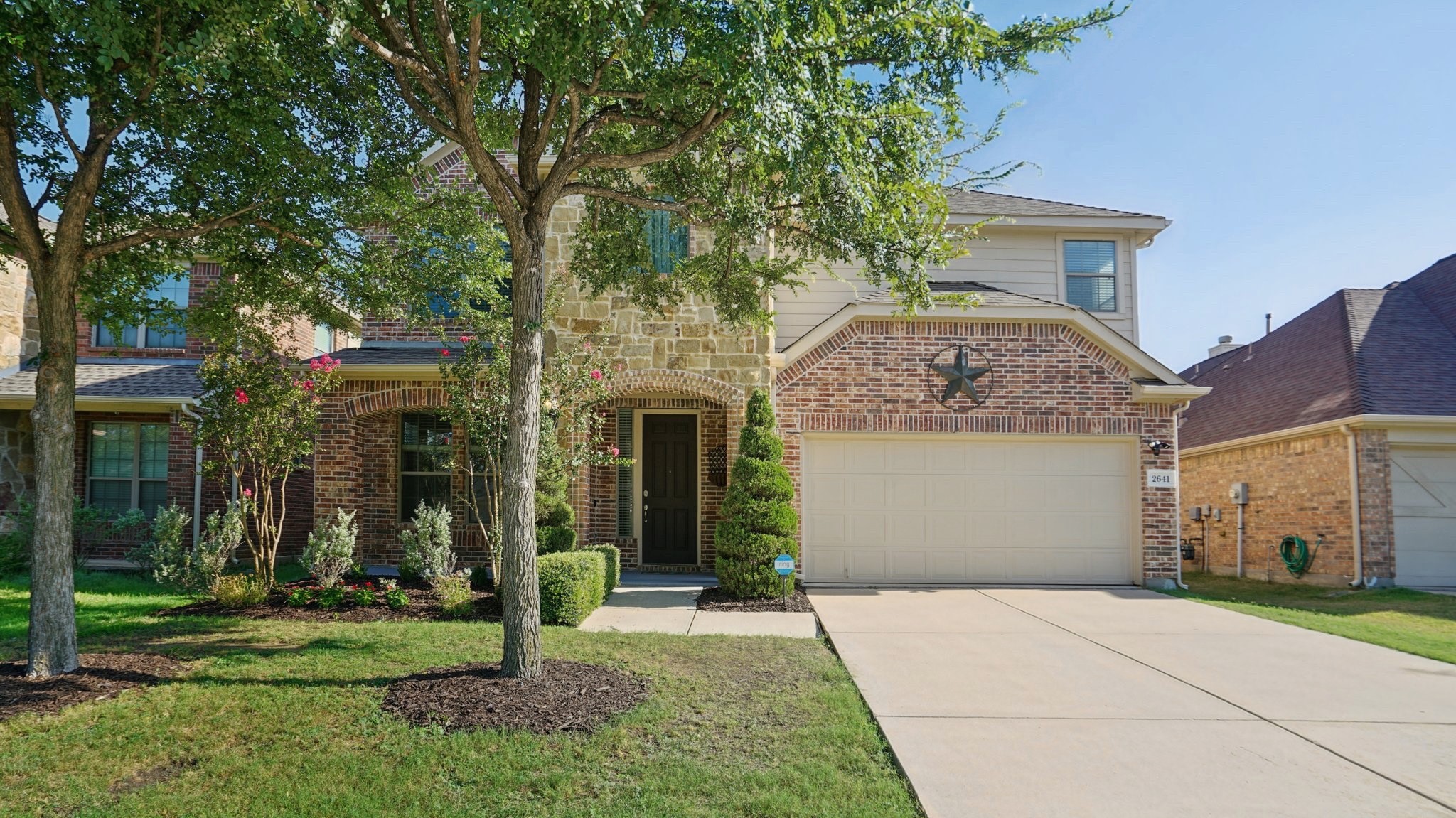 2641 Frances Lane