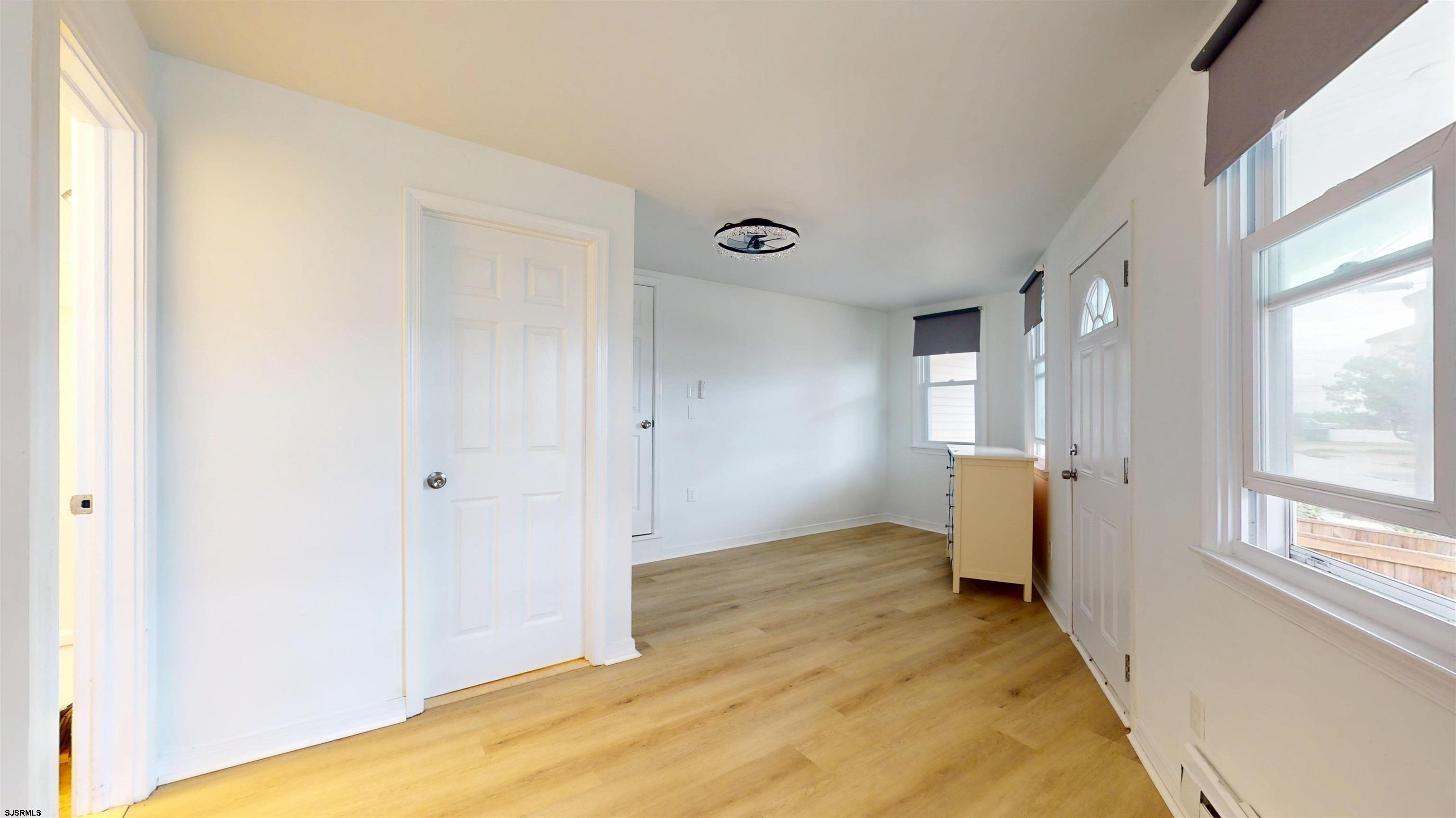 1203-7 Beach Ave E Ave Unit: 4