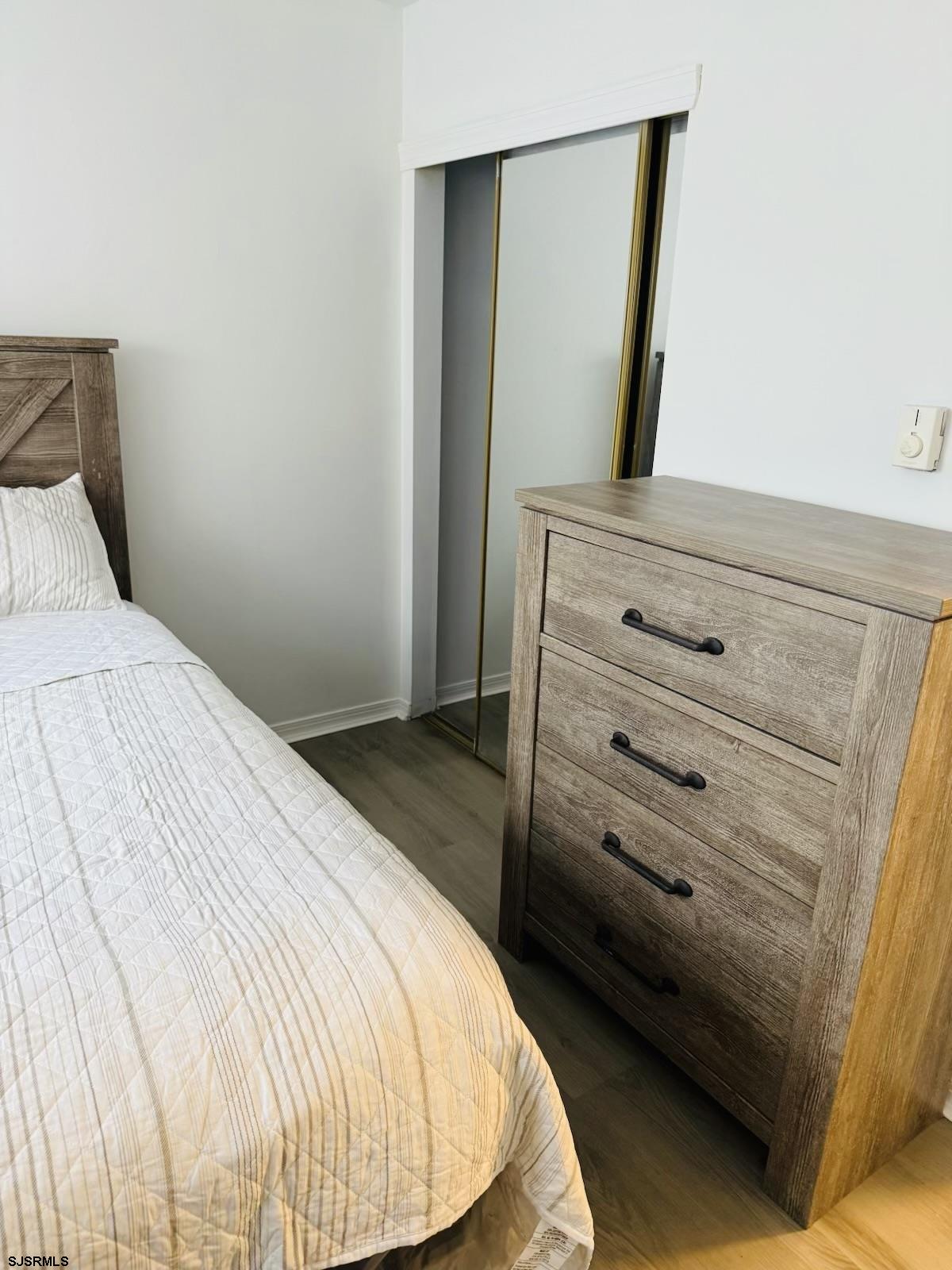 1203-7 Beach Ave E Ave Unit: 4