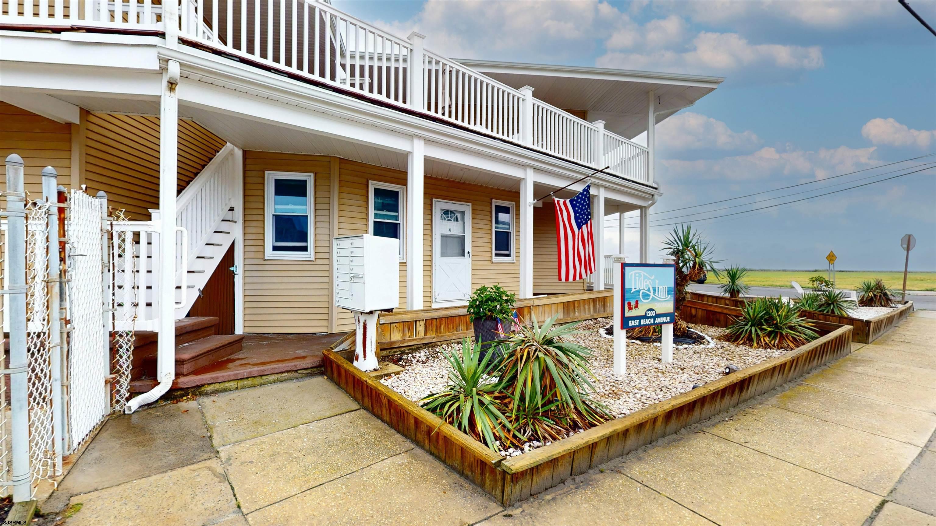 1203-7 Beach Ave E Ave Unit: 4